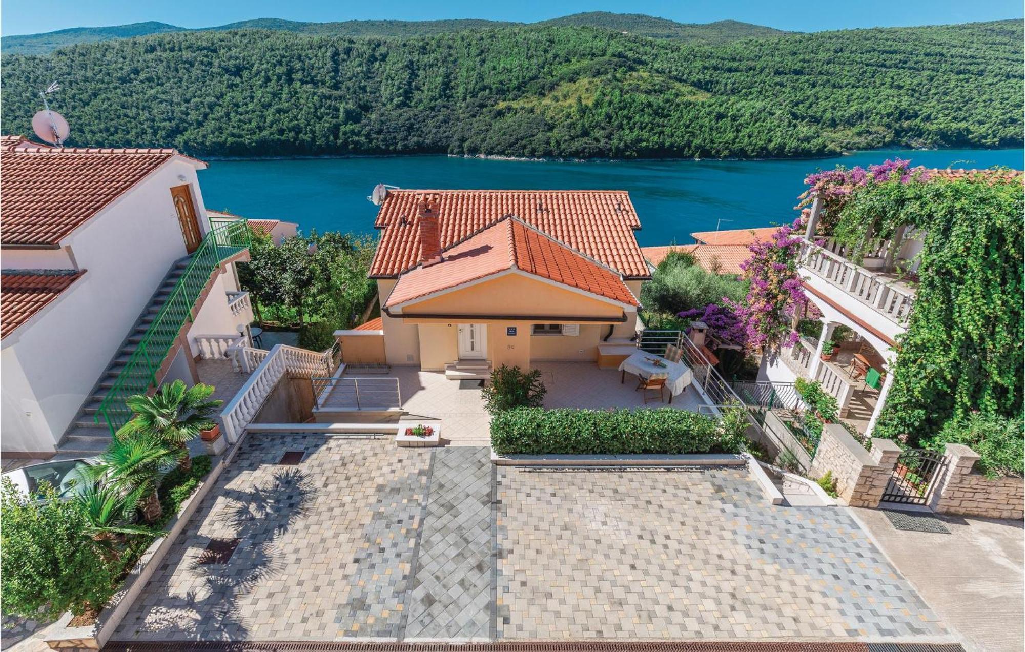 Gorgeous Apartment In Labin With Kitchen Dış mekan fotoğraf